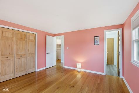 2704 Lakewood Drive N Carmel IN 46280