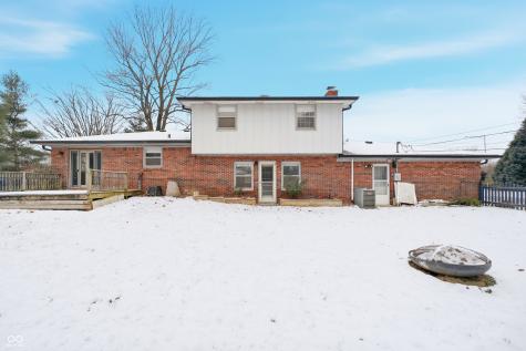 2704 Lakewood Drive N Carmel IN 46280