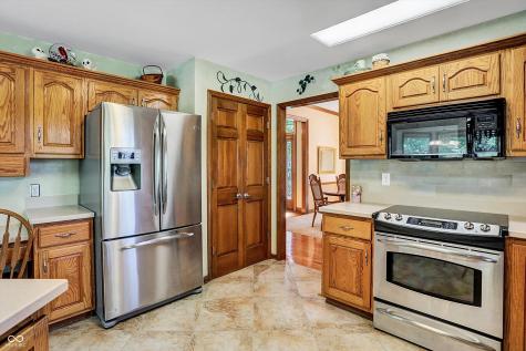 7600 Fieldstone Court Greenfield IN 46140