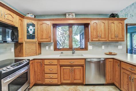 7600 Fieldstone Court Greenfield IN 46140