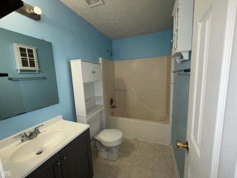 614 Woods Crossing Drive Indianapolis IN 46239