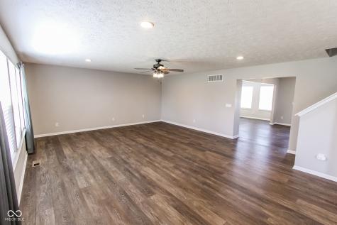 10507 Pokagon Way Indianapolis IN 46239