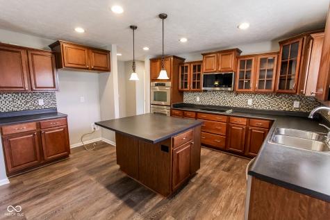 10507 Pokagon Way Indianapolis IN 46239