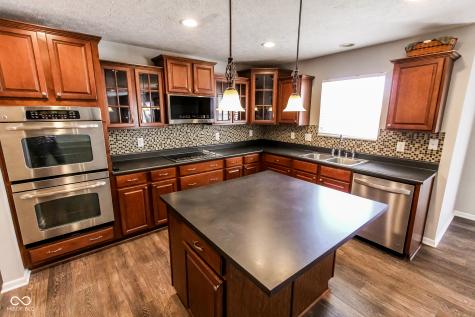 10507 Pokagon Way Indianapolis IN 46239