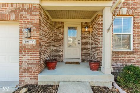 10507 Pokagon Way Indianapolis IN 46239
