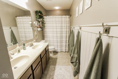 10507 Pokagon Way Indianapolis IN 46239