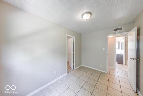 5 Zion Court Indianapolis IN 46222