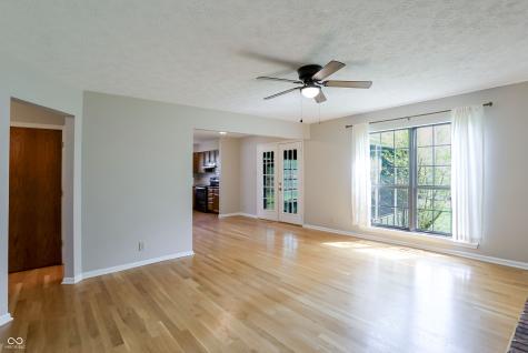 7747 Oakshot Lane Indianapolis IN 46268