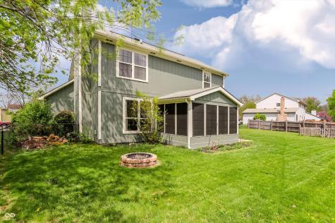 7747 Oakshot Lane Indianapolis IN 46268