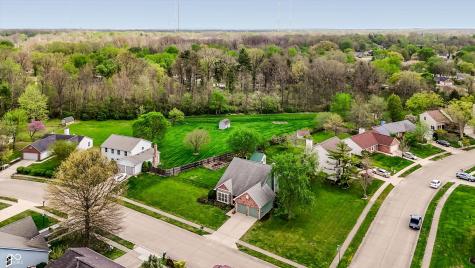 7747 Oakshot Lane Indianapolis IN 46268