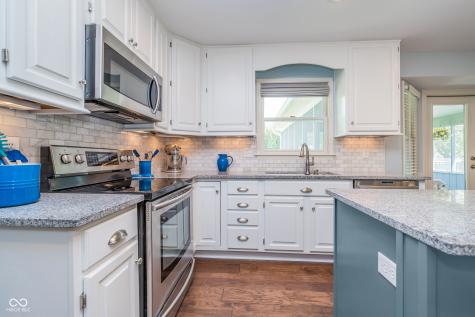 1385 Stoney Creek Circle Carmel IN 46032