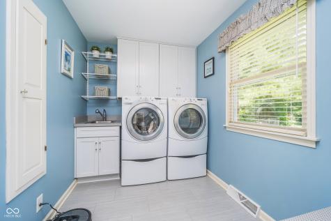 1385 Stoney Creek Circle Carmel IN 46032