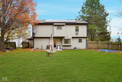 5345 Old Barn Drive Indianapolis IN 46268