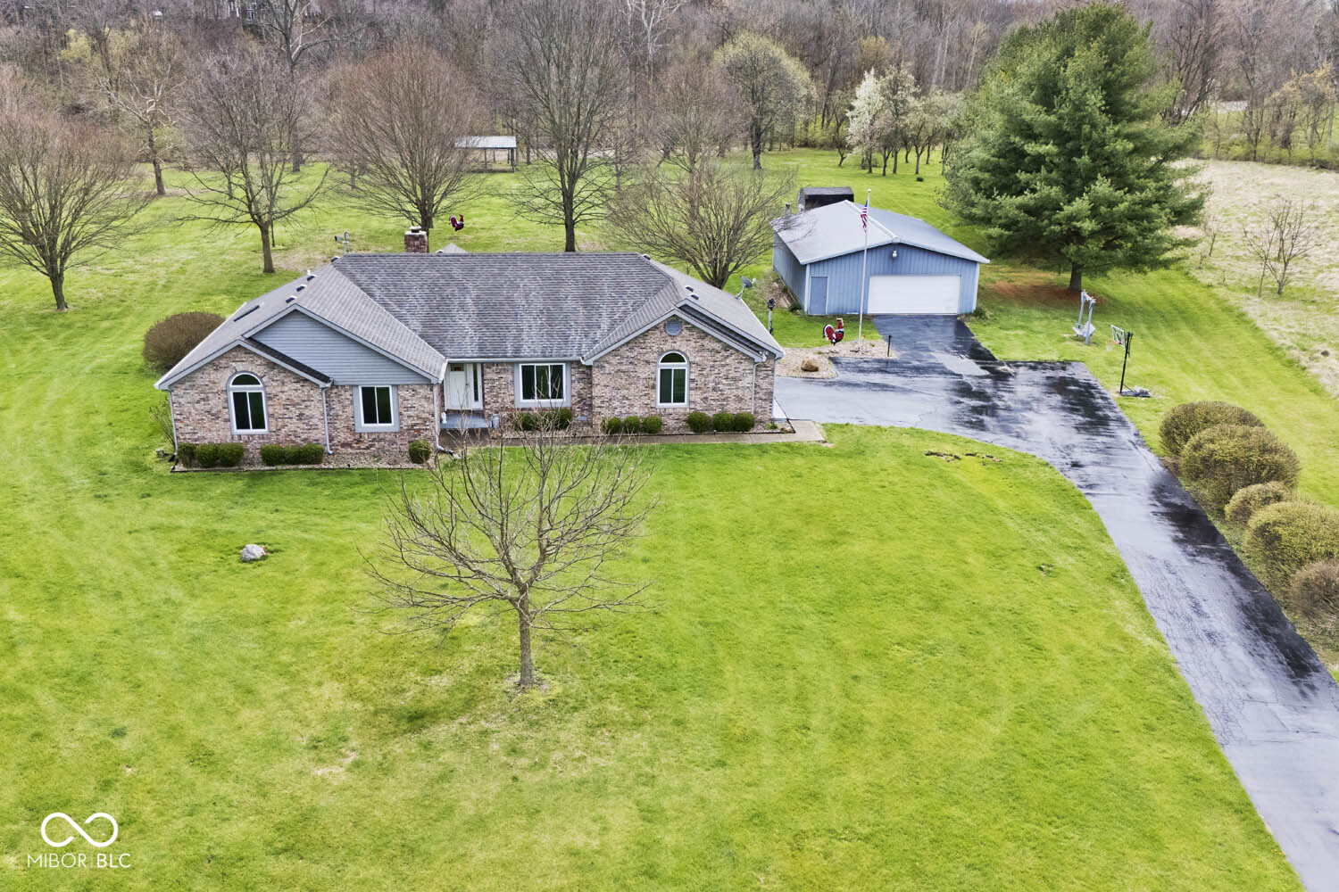 1507 N County Road 600 E Avon IN 46123