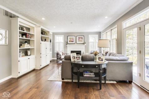 10878 Pine Bluff Drive Fishers IN 46037