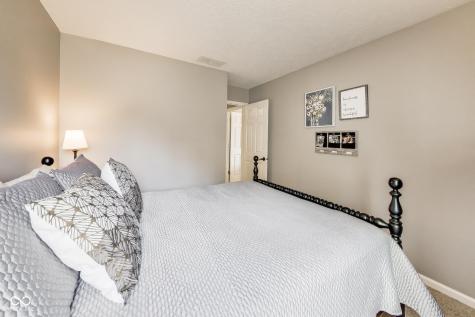 10878 Pine Bluff Drive Fishers IN 46037