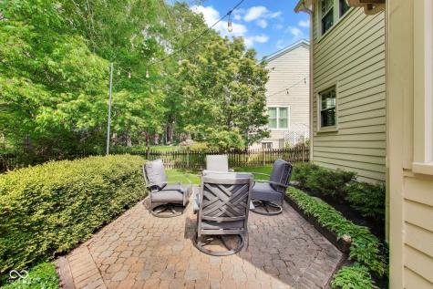 10878 Pine Bluff Drive Fishers IN 46037