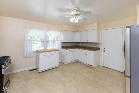 220 E Tilden Drive Brownsburg IN 46112
