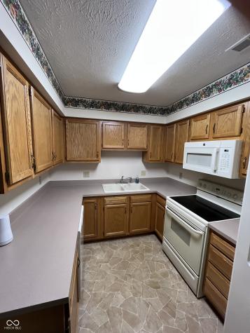 5717 Spring Mist Circle Indianapolis IN 46237