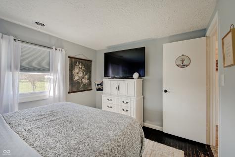 1334 Demaree Road Greenwood IN 46143