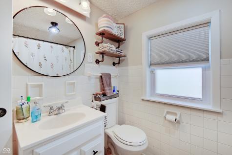 1334 Demaree Road Greenwood IN 46143