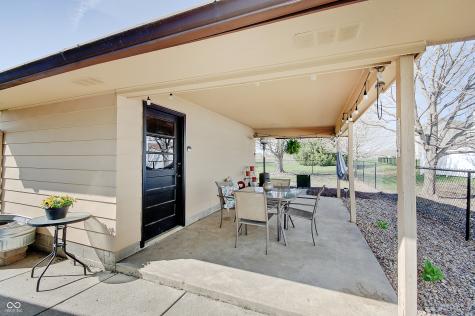 1334 Demaree Road Greenwood IN 46143