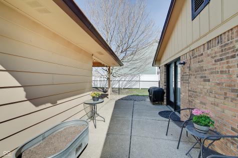 1334 Demaree Road Greenwood IN 46143