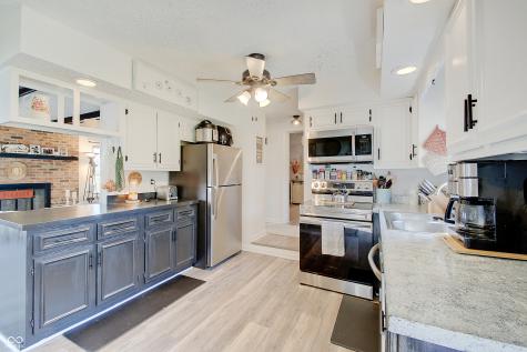1334 Demaree Road Greenwood IN 46143