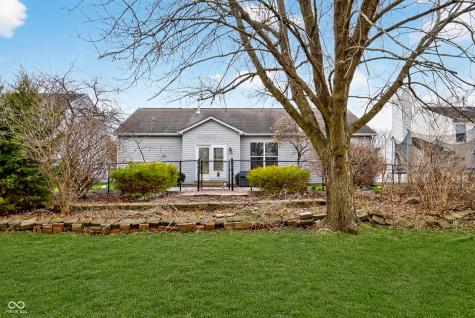 6264 Saddletree Drive Zionsville IN 46077