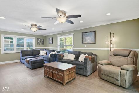 15412 Southeastern Parkway Fishers IN 46037