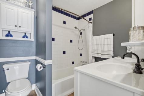 15412 Southeastern Parkway Fishers IN 46037