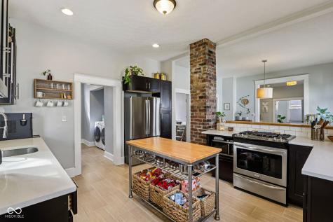 437 Sanders Street Indianapolis IN 46225