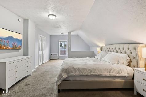 437 Sanders Street Indianapolis IN 46225