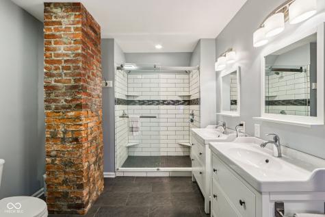 437 Sanders Street Indianapolis IN 46225