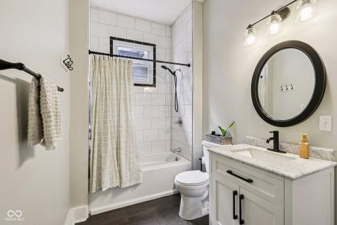 437 Sanders Street Indianapolis IN 46225