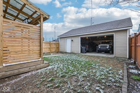 437 Sanders Street Indianapolis IN 46225