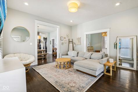 437 Sanders Street Indianapolis IN 46225