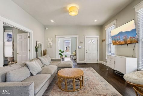 437 Sanders Street Indianapolis IN 46225