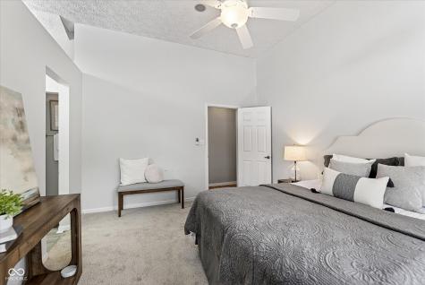 7572 Pinesprings East Drive Indianapolis IN 46256