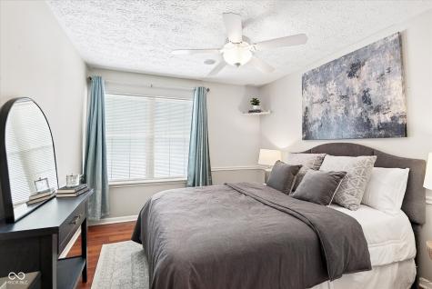 7572 Pinesprings East Drive Indianapolis IN 46256