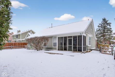 7572 Pinesprings East Drive Indianapolis IN 46256