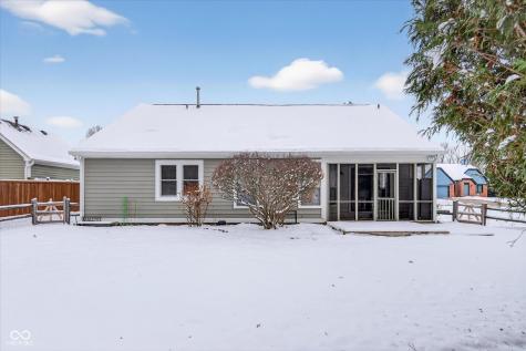 7572 Pinesprings East Drive Indianapolis IN 46256
