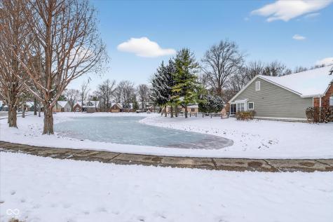 7572 Pinesprings East Drive Indianapolis IN 46256