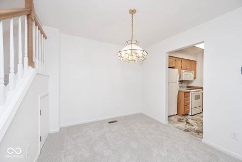 575 Lockerbie Circle S Indianapolis IN 46202