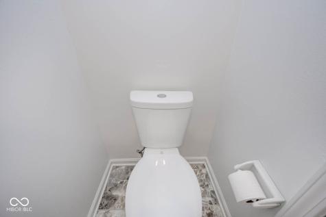 575 Lockerbie Circle S Indianapolis IN 46202