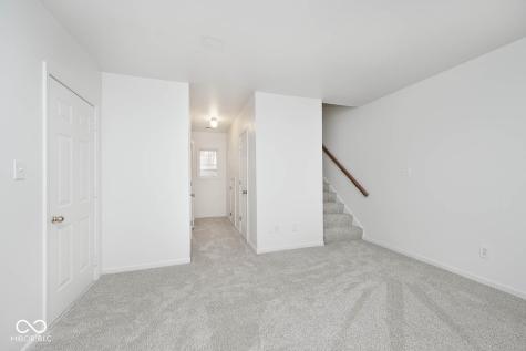 575 Lockerbie Circle S Indianapolis IN 46202