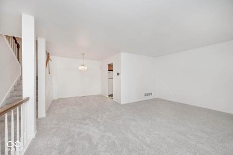 575 Lockerbie Circle S Indianapolis IN 46202