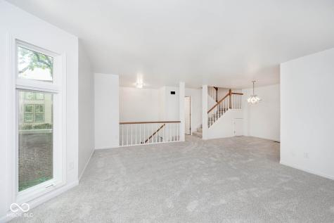 575 Lockerbie Circle S Indianapolis IN 46202
