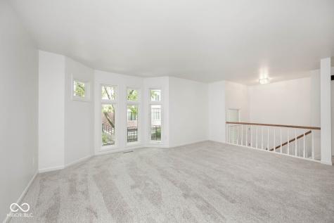 575 Lockerbie Circle S Indianapolis IN 46202