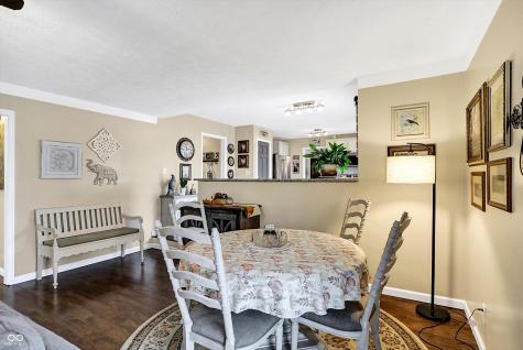 4172 S Creekside Drive New Palestine IN 46163